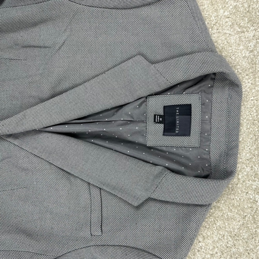 The Limited Gray Textured Single Button Ruched‎ 3/4 Sleeve Blazer Jacket Size M - Picture 5 of 9